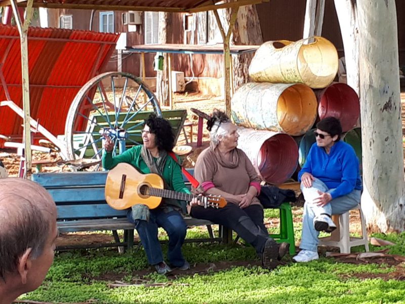 בעקבות דוד זהבי עם עופר רגב ודפנה זהבי