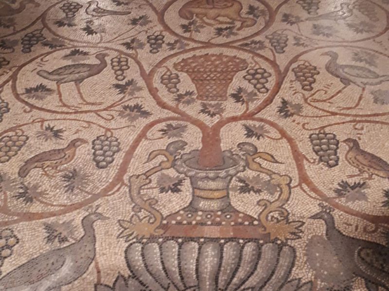 כחול י-ם בעקבות הארמנים בירושלים מדריכה אורלי בן משה