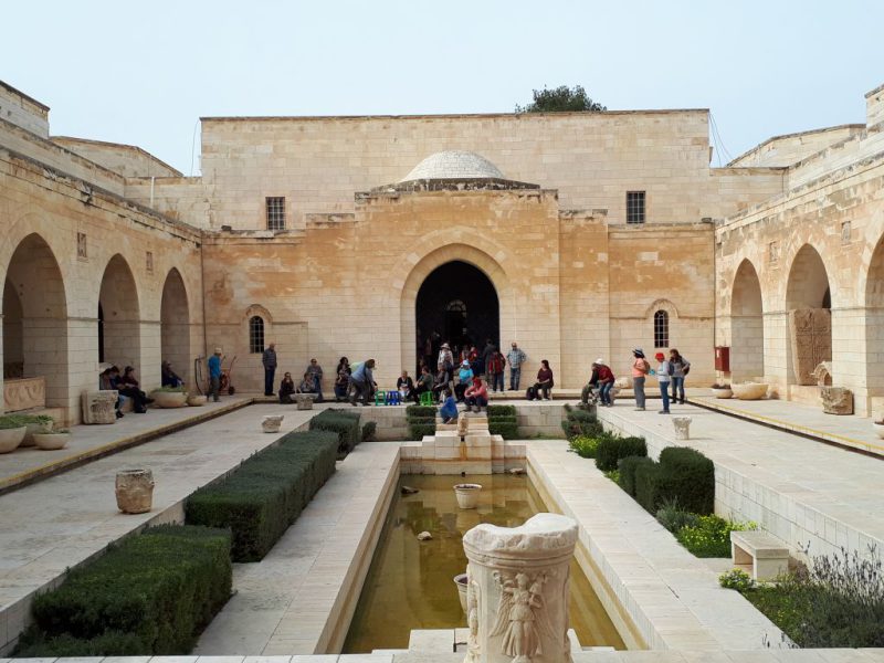 כחול י-ם בעקבות הארמנים בירושלים מדריכה אורלי בן משה