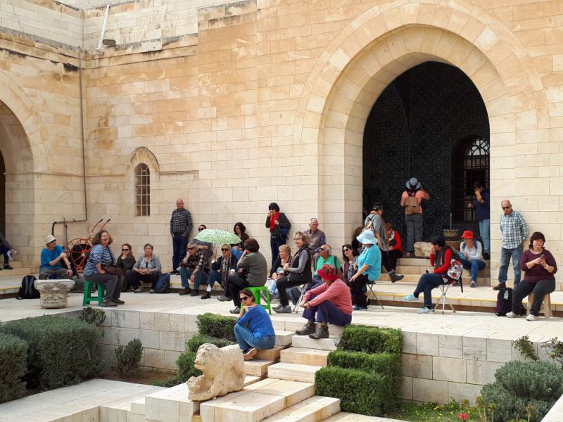 כחול י-ם בעקבות הארמנים בירושלים מדריכה אורלי בן משה